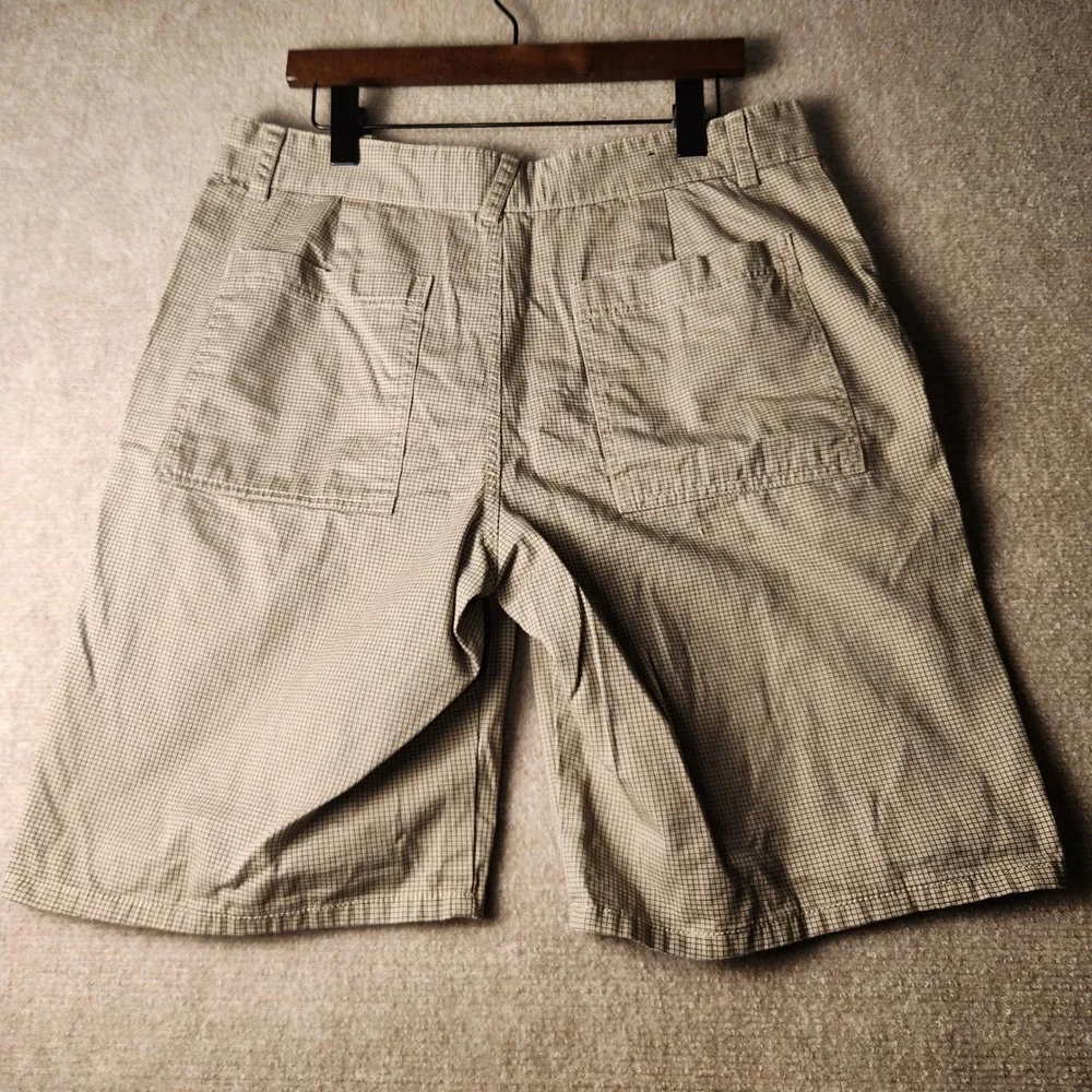 Ocean Pacific Grid Shorts Mens Tan Black Excellent Flat Front Check‎